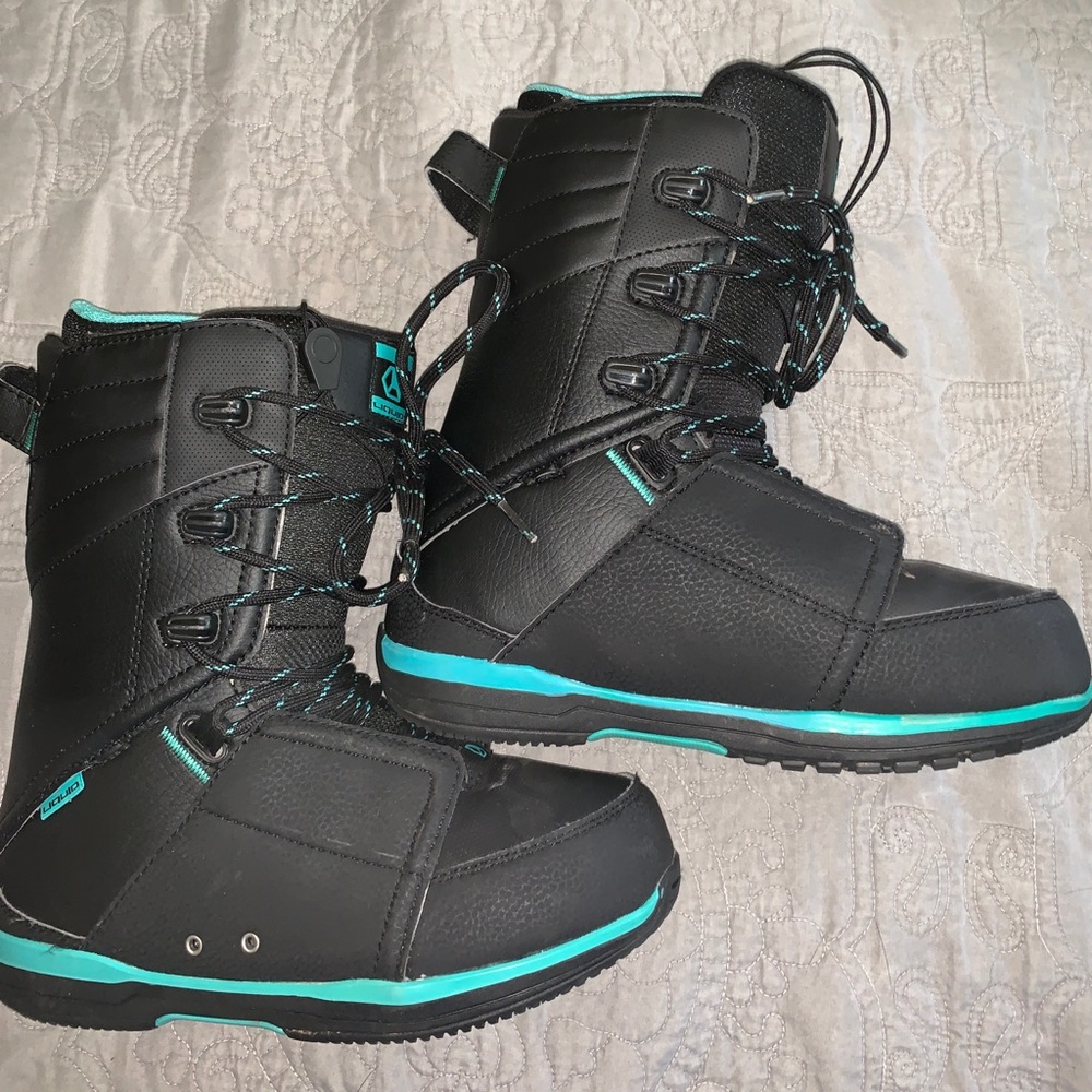 Women’s Liquid Snowboard Boots